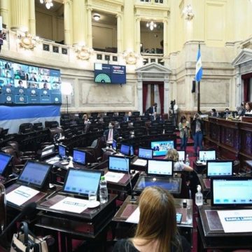 Quiénes son las y los senadores que cambiaron su postura y apoyaron el aborto legal